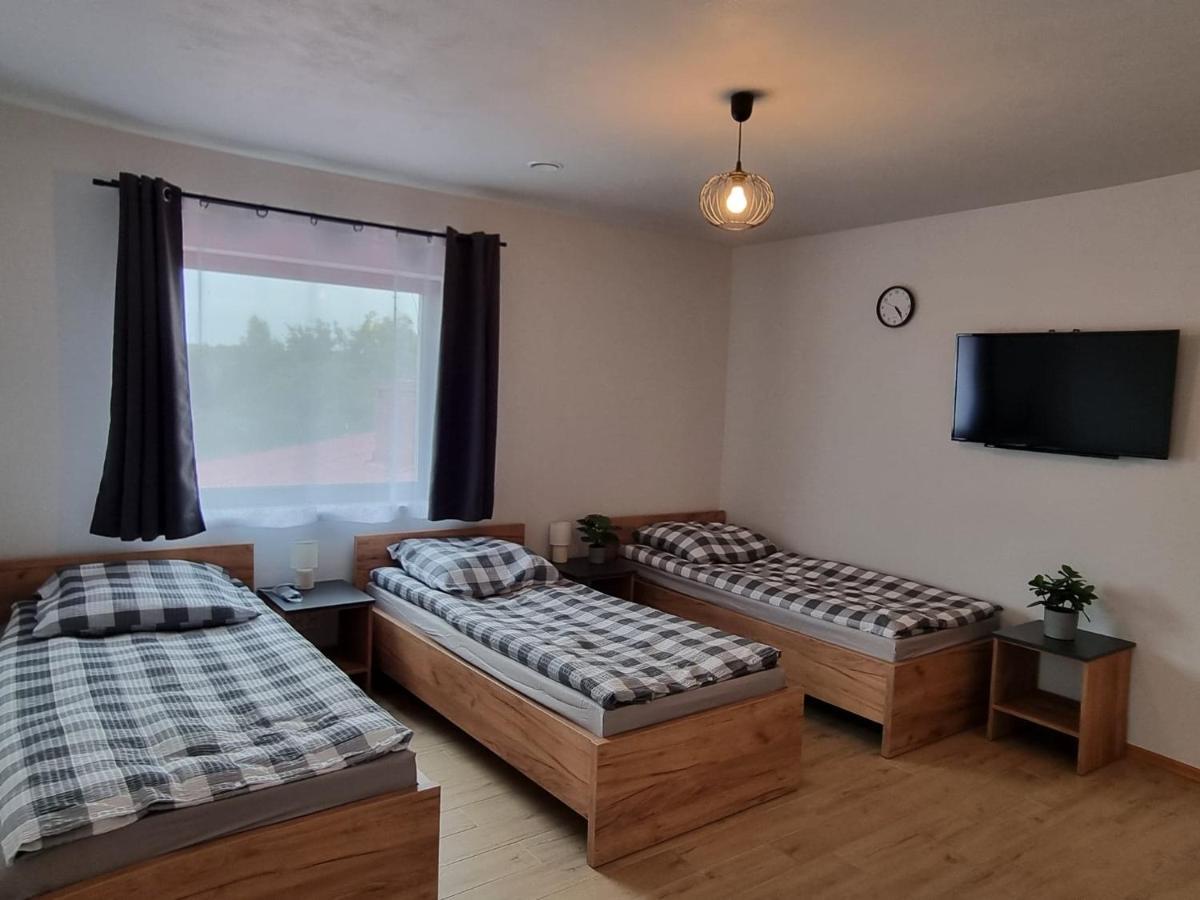 Pokoje Pod Wietrznia Kielce Bagian luar foto